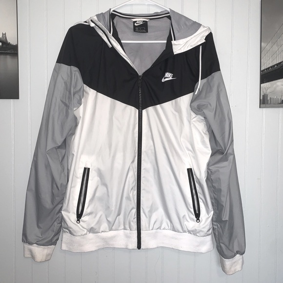 Nike Jackets & Blazers - Nike Windbreaker